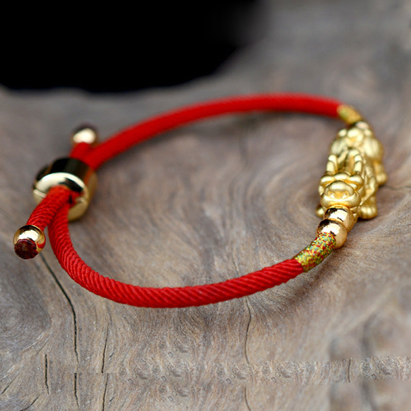Buddha Stones 24K vergoldetes PiXiu Luck Red String Armband - image 1