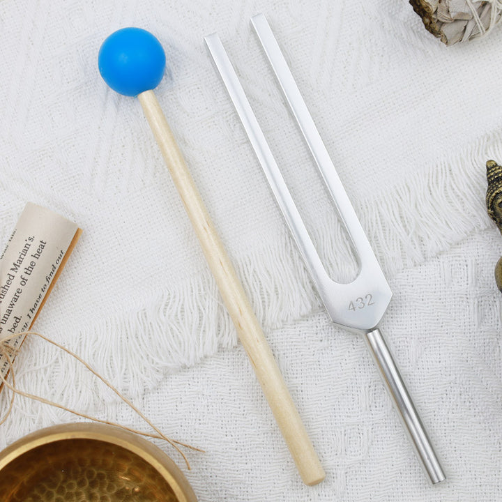 Stimmgabel aus 432-Hz-Aluminiumlegierung mit Hammer zur Heilung von Geist und Seele - image 2