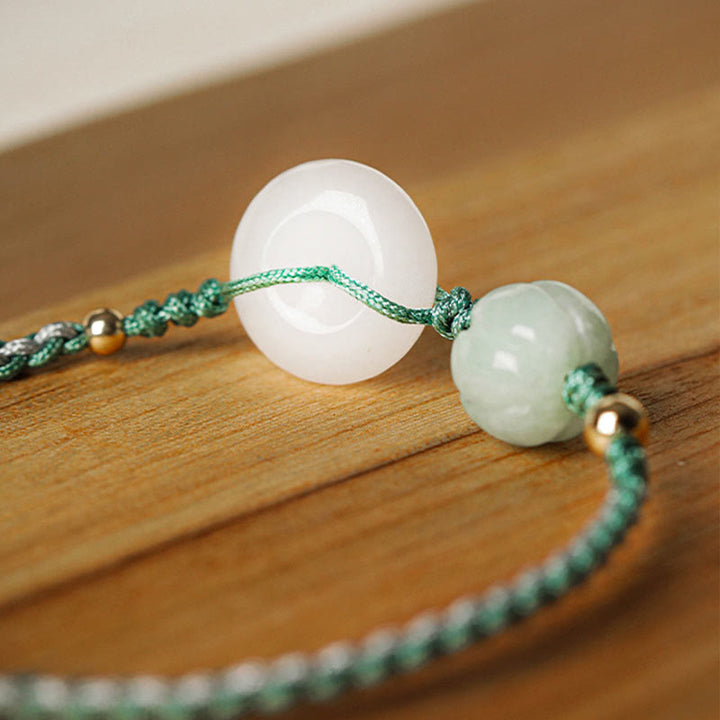 Buddha Stones Geflochtenes Armband mit Friedensschnalle aus weißem Jade, Kürbisperle und Glücksbringer - image 3
