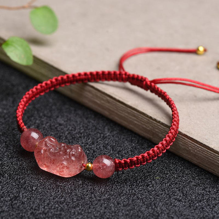 Buddha Stones Natürliches Erdbeerquarz PiXiu Lucky Red String Armband