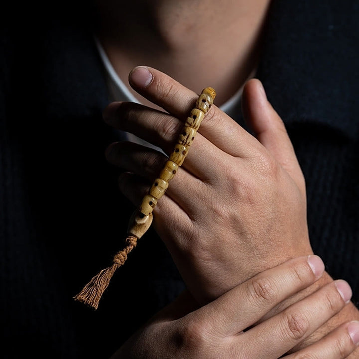 Armband aus tibetischem Yakknochen mit Buddha-Steinen, „Der Herr des Leichenwaldes“, um böse Geister fernzuhalten