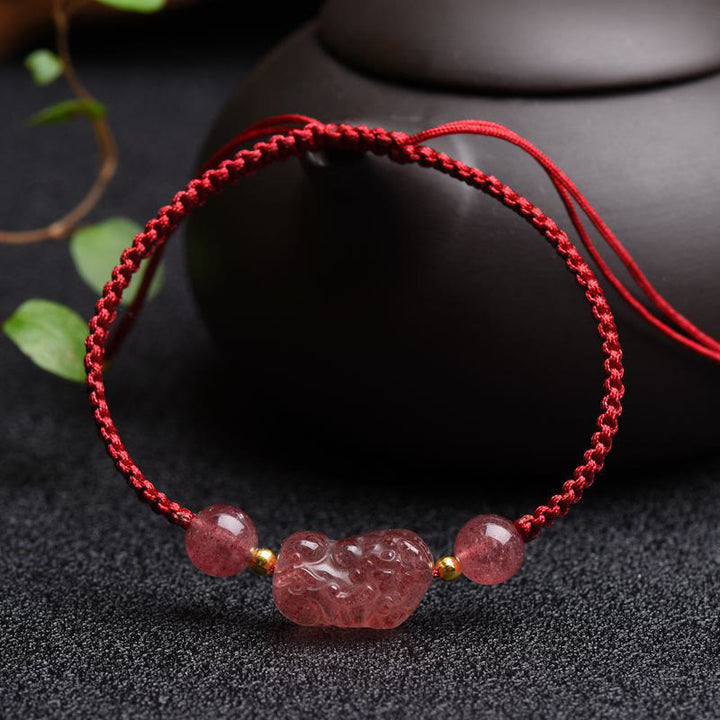 Buddha Stones Natürliches Erdbeerquarz PiXiu Lucky Red String Armband