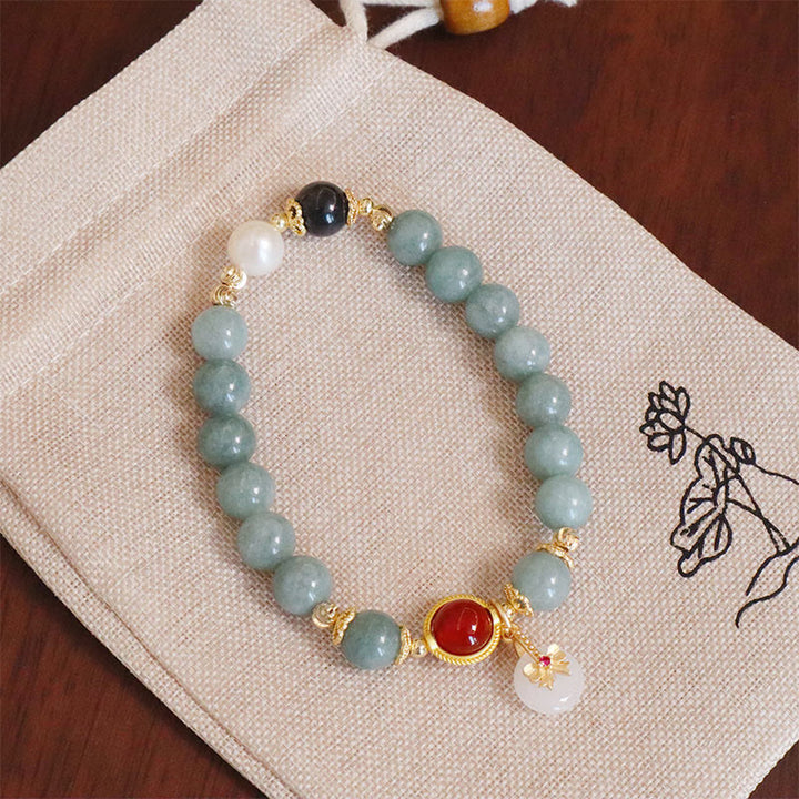 Buddha Stones Armband mit Fliege und Glücksbringer, Naturjade, roter Achat, Perlen