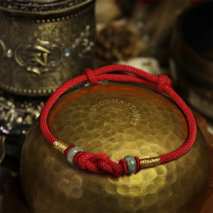 Geflochtenes Armband mit Buddha Stonesn, roter Schnur, Jade, Glück, Glücksknoten