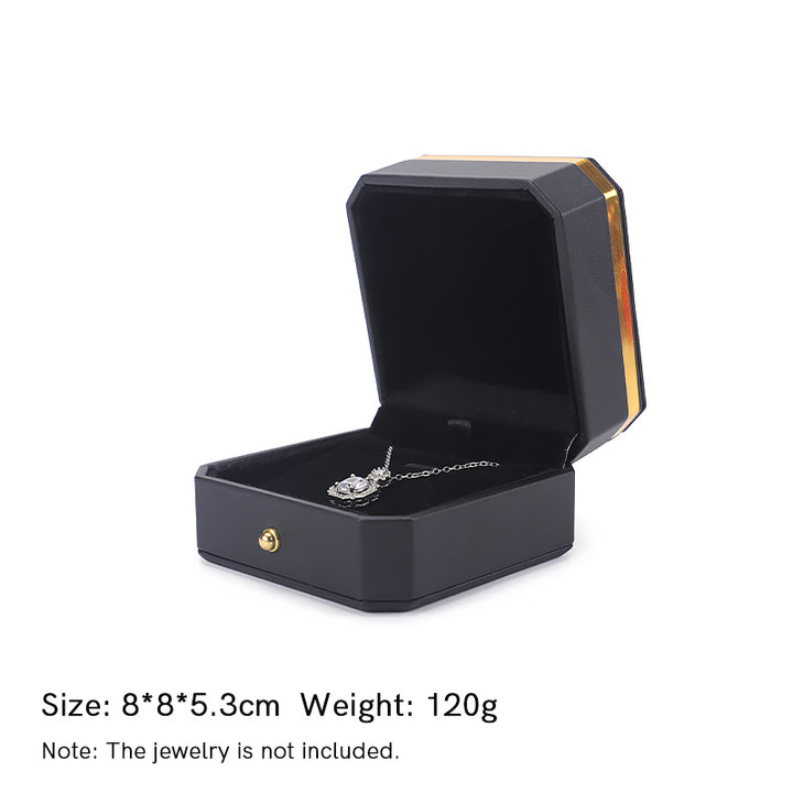 Schmuck-Aufbewahrungsbox, Geschenkbox aus PU-Leder - Schwarz - Anhängerbox (8 x 8 x 5,3 cm) - image 15