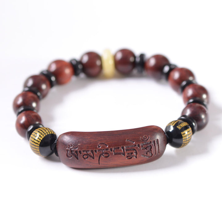 Buddha Stones Schutzarmband mit Om Mani Padme Hum Gravur, kleines Blatt, rotes Sandelholz