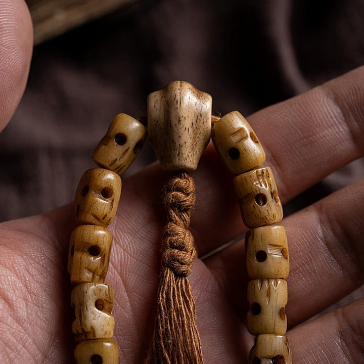 Armband aus tibetischem Yakknochen mit Buddha-Steinen, „Der Herr des Leichenwaldes“, um böse Geister fernzuhalten