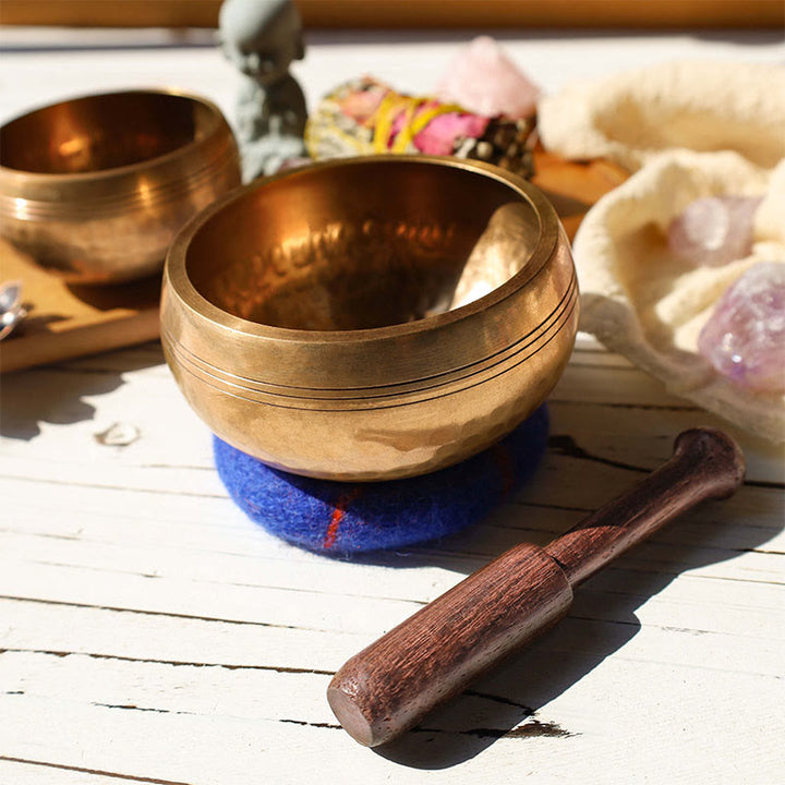 Tibetische Meditations-Klangschale, handgefertigt für Heilung und Achtsamkeit. Klangschalen-Set - image 3