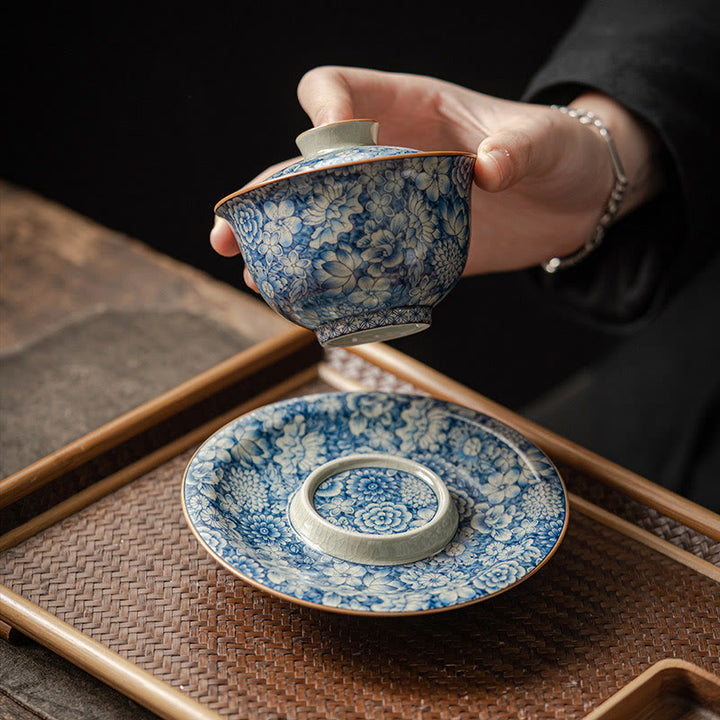 Buddha Stones Vintage Blaues und Weiß Porzellan Pfirsichblüte Lotus Pfingstrose Keramik Gaiwan Sancai Teetasse Kung Fu Teetasse und Untertasse mit Deckel - image 2