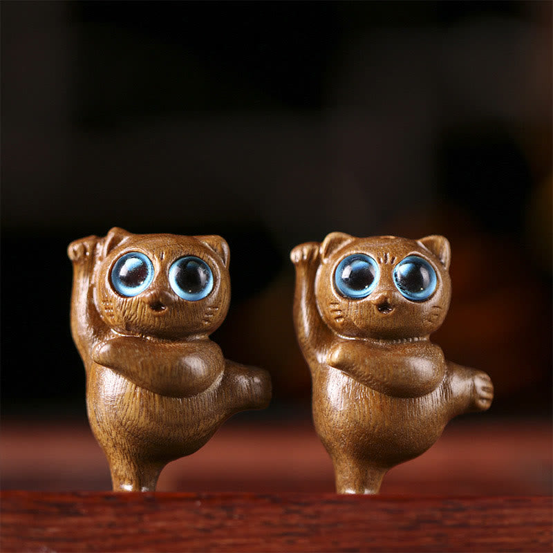 Buddha Stones Mini-Tanzende Katze aus grünem Sandelholz mit Gravur, positive Schreibtischdekoration - image 2