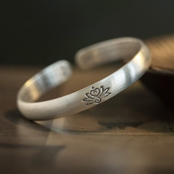 Armband mit Buddha Stonesn, Lotusblume, Herz-Sutra, Weiß Kupfer, heilendes Glück