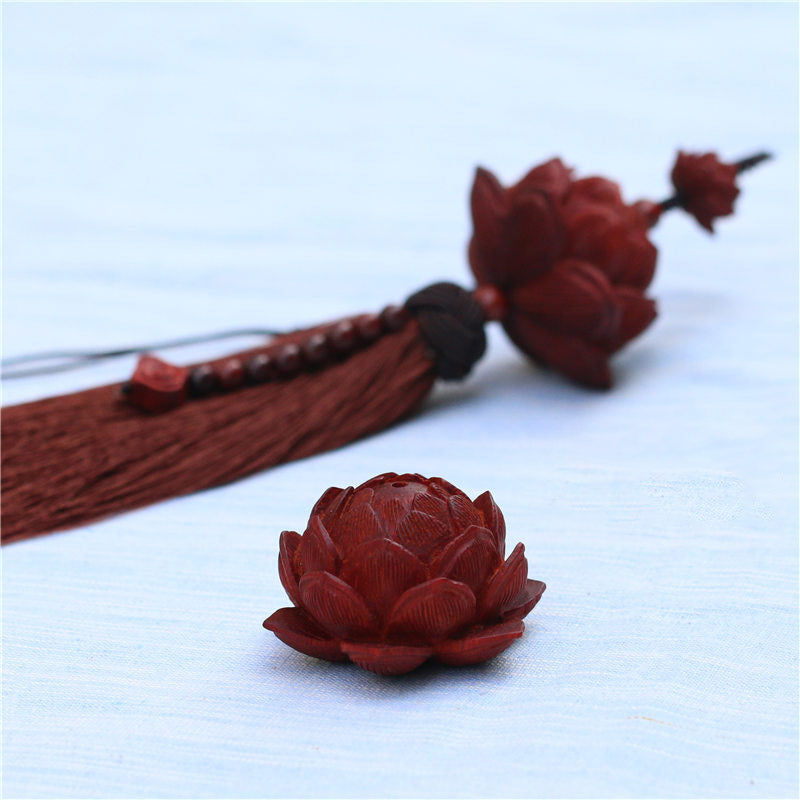 Buddha Stones, tibetisches kleines Blatt, rotes Sandelholz, Lotus, Glücksschutz, Quastendekoration