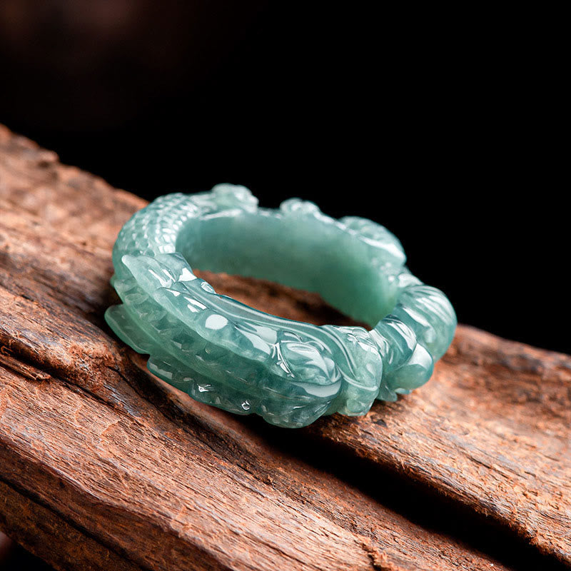 Buddha Stones Natürlicher Jade-Drachen-Erfolgsring