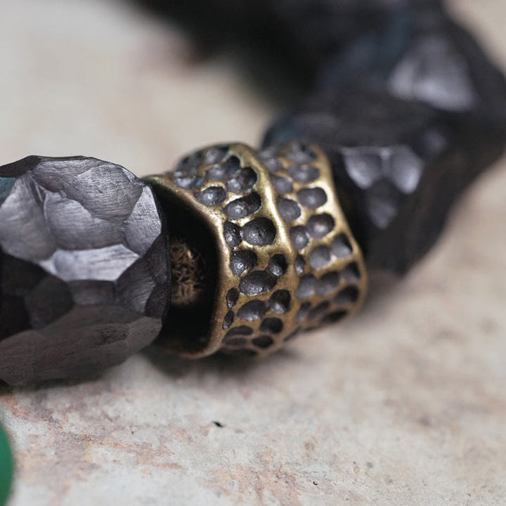 Buddha Stones Armband aus tibetischem Ebenholz und Kupfer mit Friedensquaste - image 3