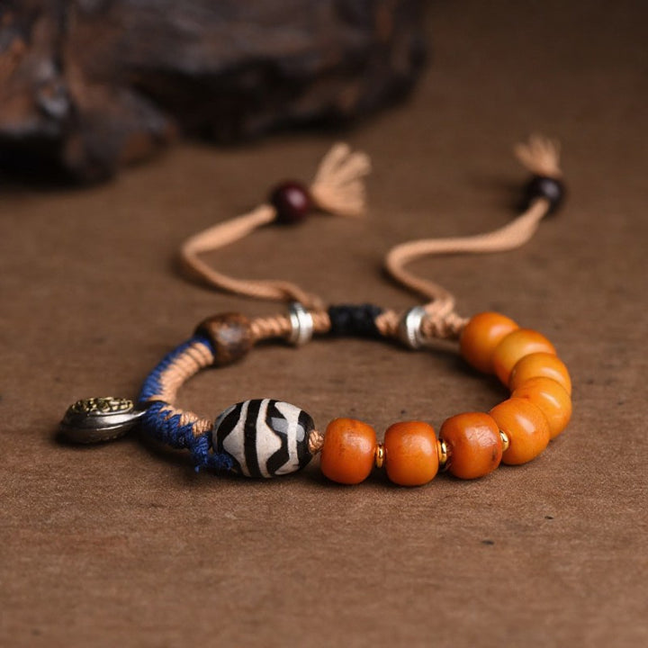 Buddha Stones Tibetisches Armband mit Dzi-Perlen aus Messing - Dzi-Perle (Handgelenkumfang: 15–18 cm) - image 0