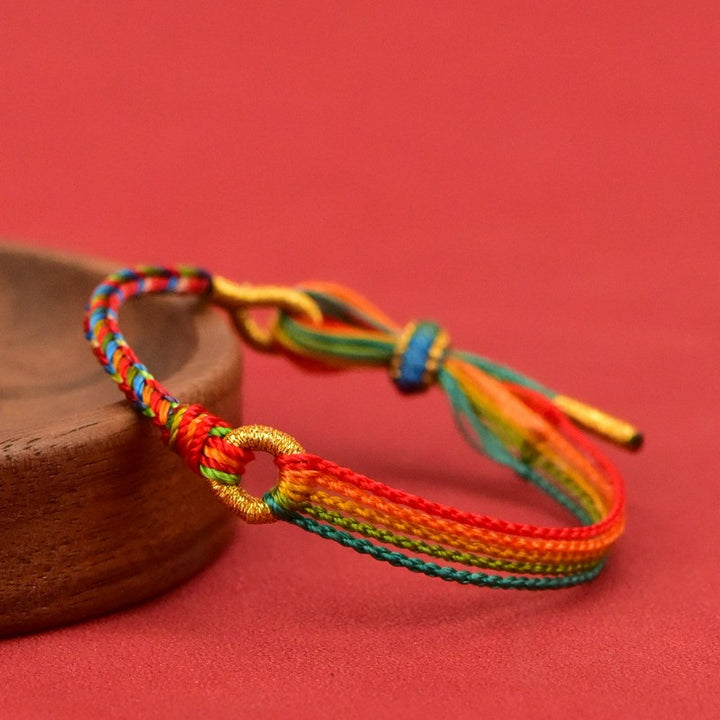 Buddha Stones Fünffarbiges rotes Armband im ethnischen Stil mit Glücksbringer - Mehrfarbiges Armband - 7,1–7,5 Zoll (18–19 cm) - image 0