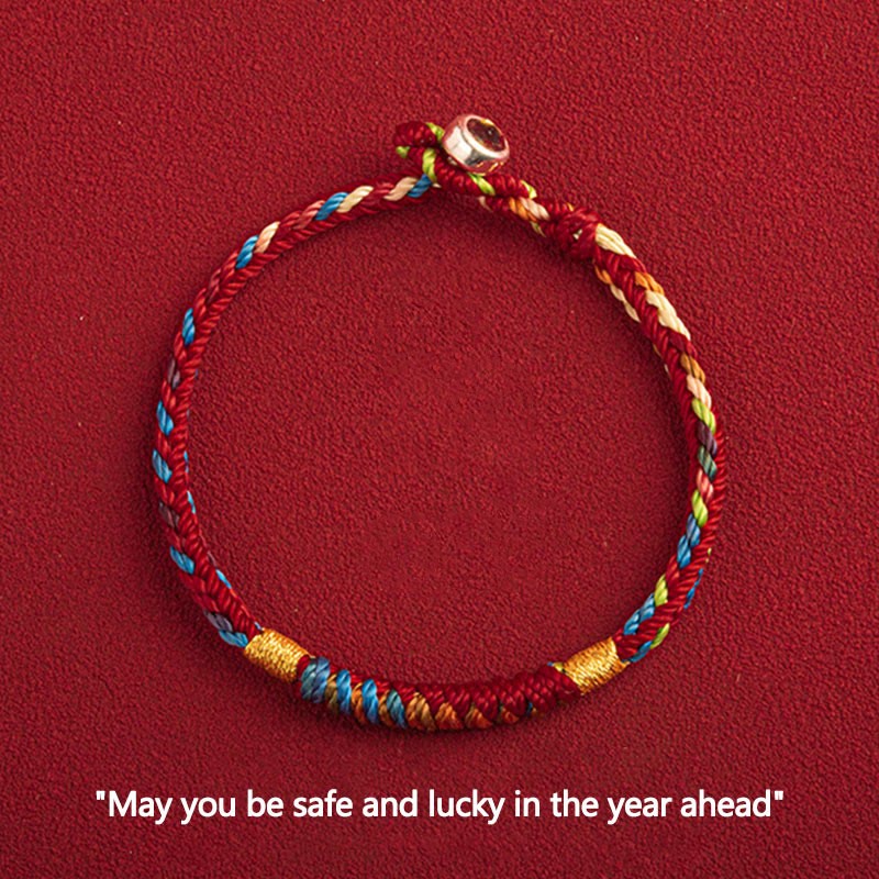 Mehrfarbiges Armband mit Buddha Stonesn „Mögest du im kommenden Jahr sicher und glücklich sein“. - Fünffarbiger Goldfaden - 19 cm - Schnalle aus einer Legierung - image 0