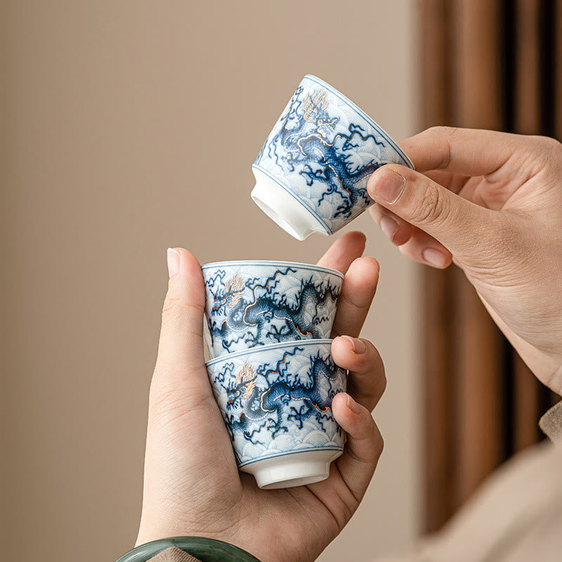 Buddha Stones Kleine blau- Weiß Drachenmuster-Keramik-Teetasse, Kung-Fu-Teetassen, 45 ml