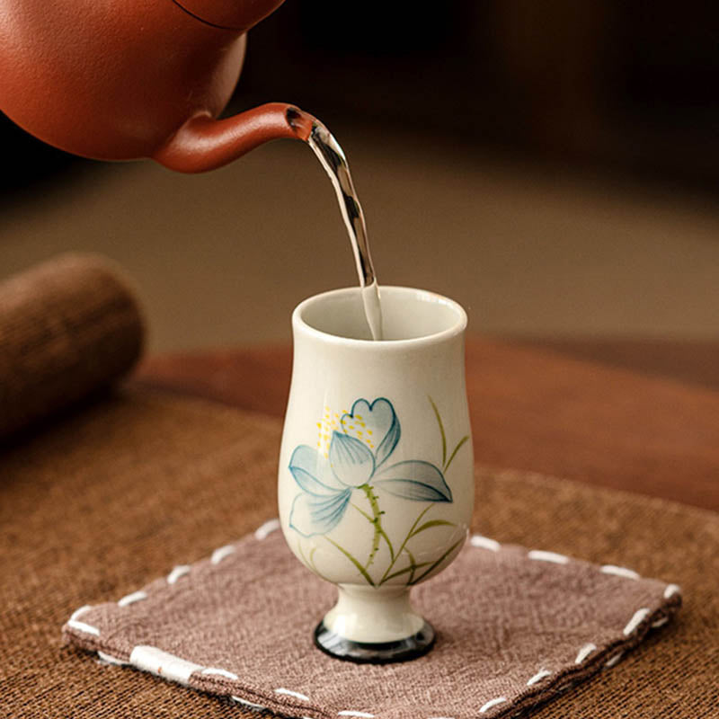 Buddha Stones Handbemalte Lotusblüten-Teetasse aus Keramik, Kung-Fu-Teetasse