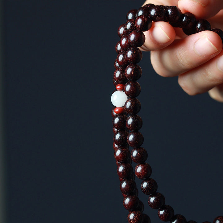 Buddha Stones Tibetisches kleines Blatt rotes Sandelholz Lotus Mala Balance-Armband