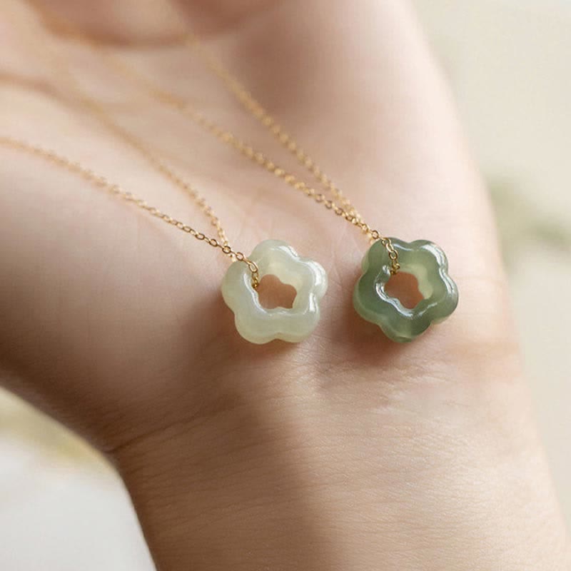 Buddha Stones Zierliche Hetian Jade Cyan Jade Glück Blumen Charm Halskette Anhänger - image 1