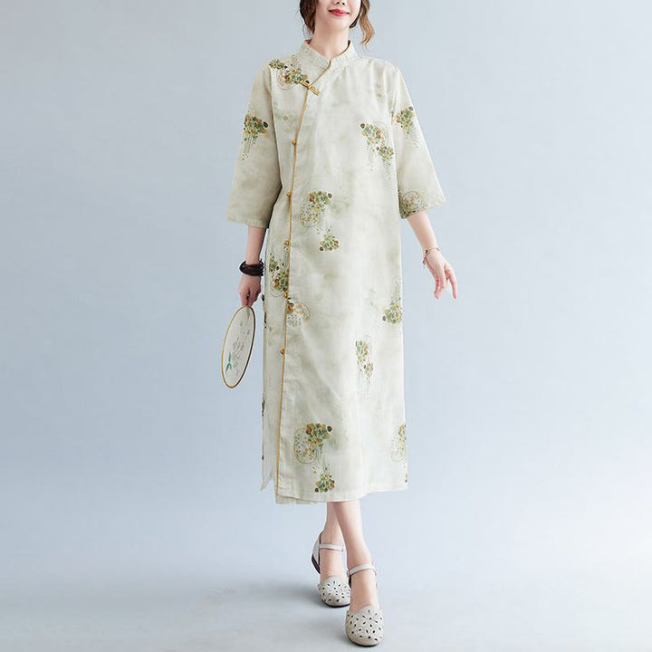 Cheongsam-Midikleid mit Buddha-Steinen, Blumen, Grün und Gelb, Blätter-Print, Dreiviertelärmel, mit Taschen