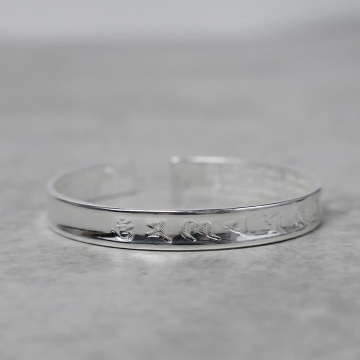 Armband aus Weiß Kupfer mit tibetischem Mantra und Buddha Stonesn - 12 mm (Handgelenkumfang: 15–17 cm) - Mantra Transparente Gravur - image 5