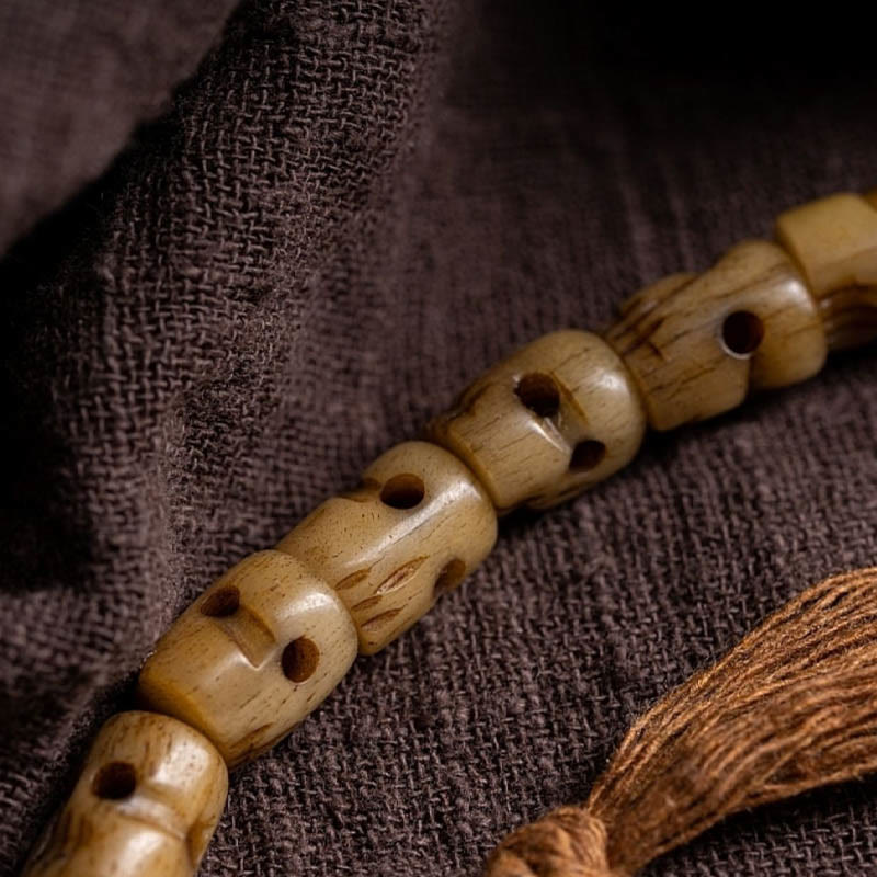 Armband aus tibetischem Yakknochen mit Buddha-Steinen, „Der Herr des Leichenwaldes“, um böse Geister fernzuhalten