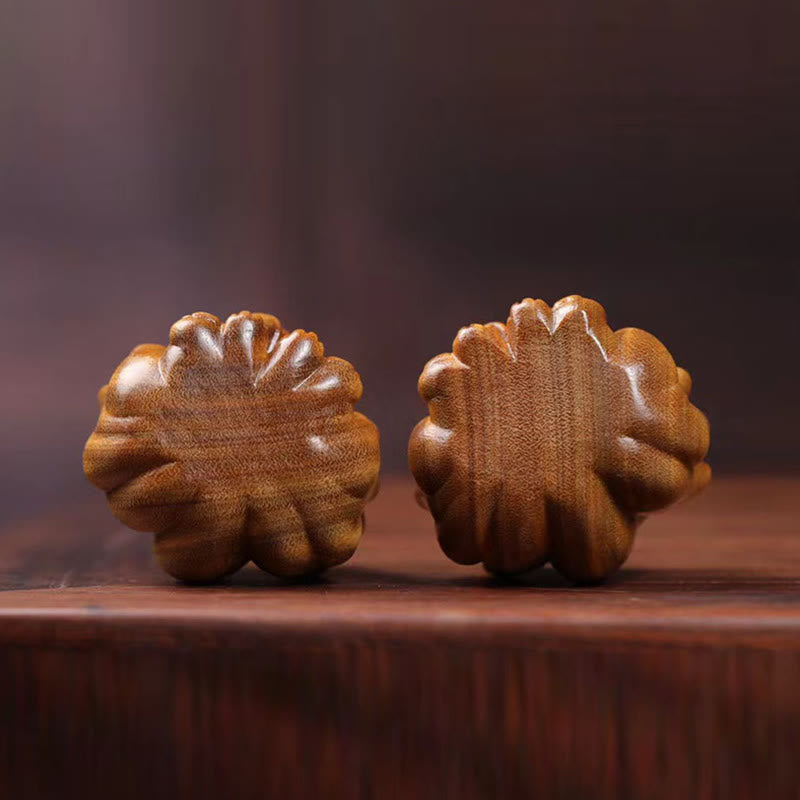 Buddha Stones, Mini-Neunschwänziger Fuchs, Elfenbein, Frucht, Sandelholz, grünes Sandelholz, Segensdekoration