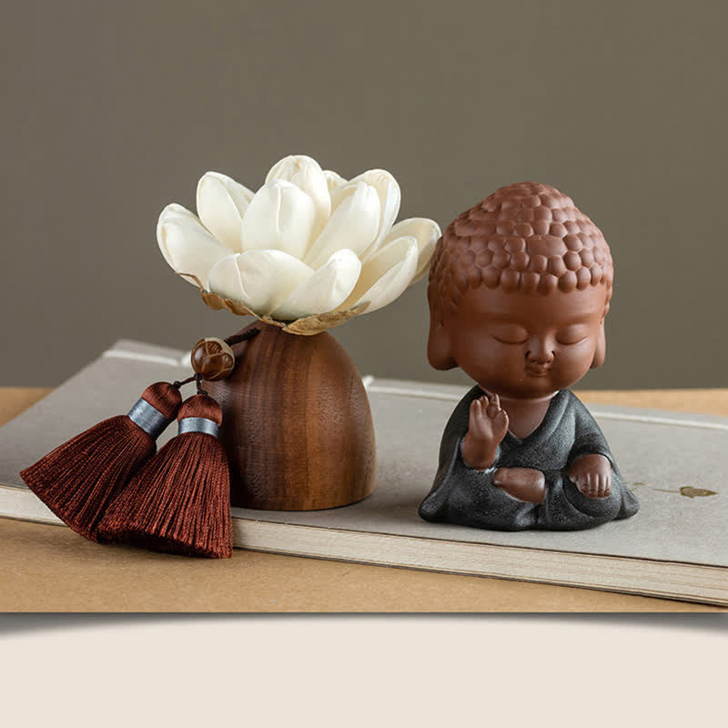 Schwarze Pfirsichholz-Buddha-Blumen-Calm-Cure-Dekorationen - Kleiner Meditations-Tathagata - image 5