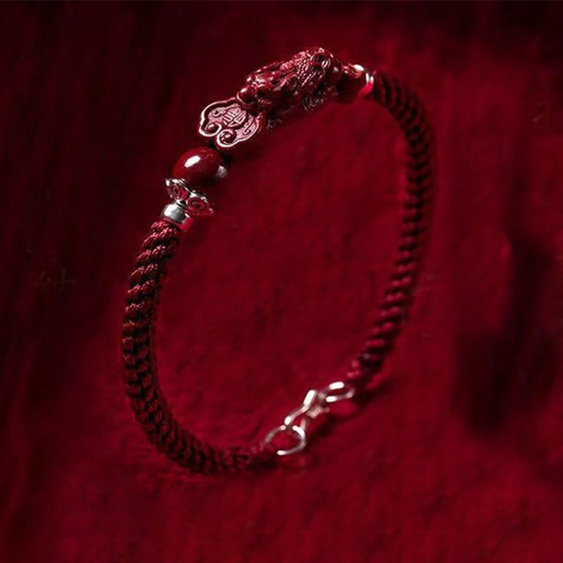 Buddha Stones Handgefertigtes PiXiu Cinnabar Wealth Luck geflochtenes Armband - Dunkelrotes Schnallenseil - 17 cm - image 0