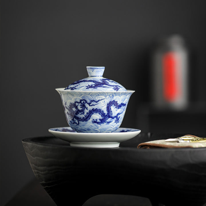 Buddha Stones, blaues und Weiß Drachenmuster, Porzellan, Gaiwan-Sancai-Teetasse, Kung-Fu-Teetasse und Untertasse mit Deckel