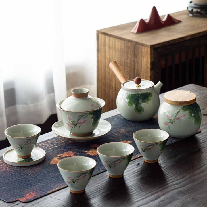 Buddha Stones Lotus Koi Fisch Pod Blatt Keramik Gaiwan Sancai Teetasse Kung Fu Teetasse und Untertasse mit Deckel 140 ml