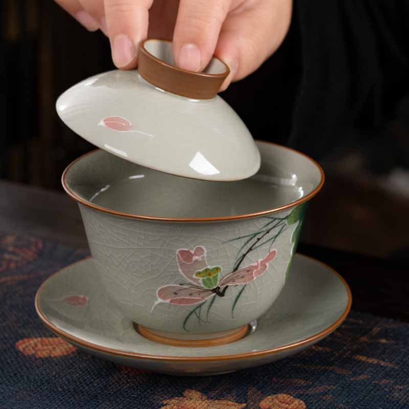 Buddha Stones Lotus Koi Fisch Pod Blatt Keramik Gaiwan Sancai Teetasse Kung Fu Teetasse und Untertasse mit Deckel 140 ml