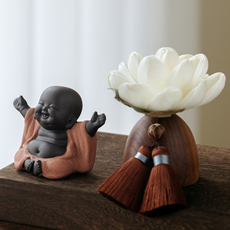 Schwarze Pfirsichholz-Buddha-Blumen-Calm-Cure-Dekorationen