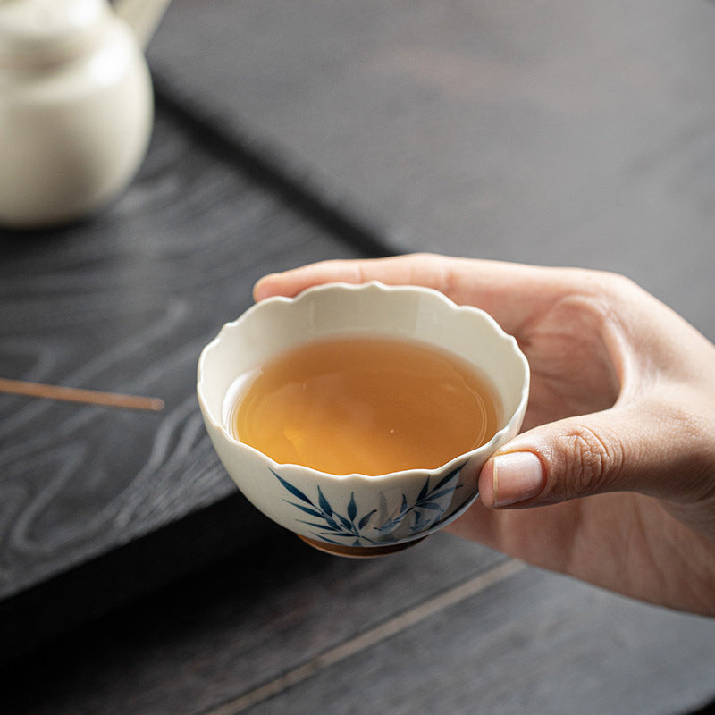 Buddha Stones Kleine blaue Bambusblätter Keramik Teetasse Kung Fu Teetasse Schüssel