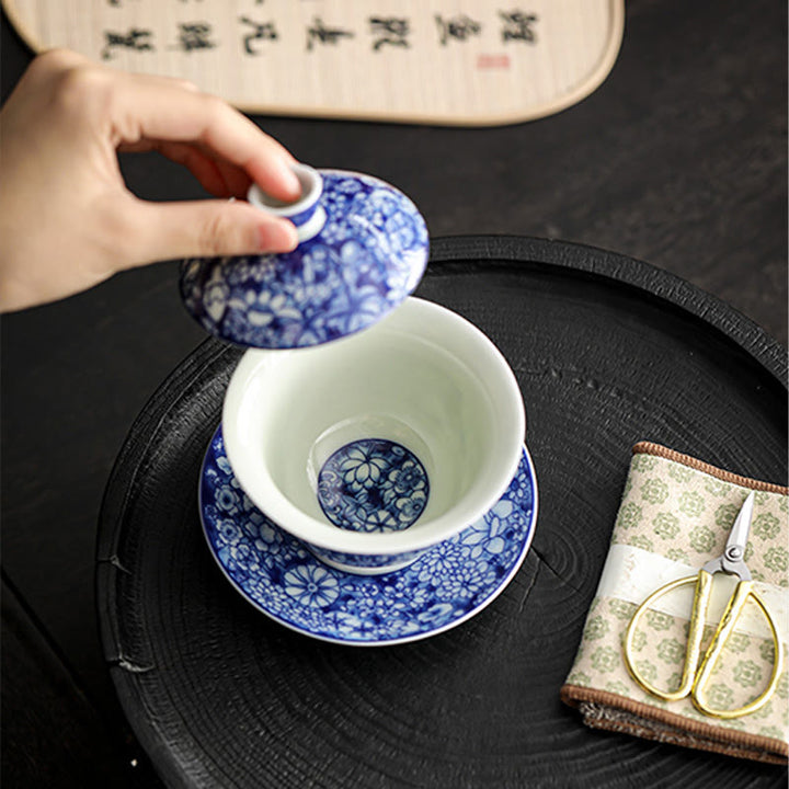 Buddha Stones Vintage blaue und Weiß Porzellan-Keramik-Gaiwan-Sancai-Teetasse Kung-Fu-Teetasse und Untertasse mit Deckel