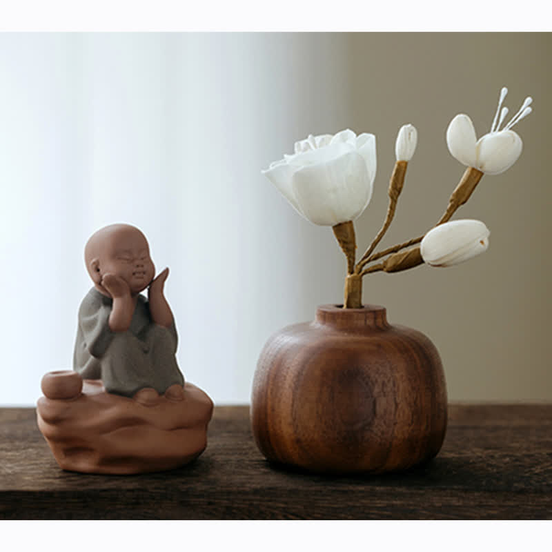 Buddha-Magnolien-Blumen-Reichtumsdekorationen aus schwarzem Pfirsichholz