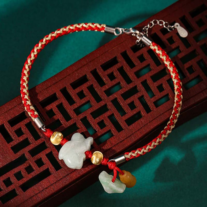 Buddha Stones, chinesisches Sternzeichen, Jade, Wohlstand, rote Schnur, Fußkettchen