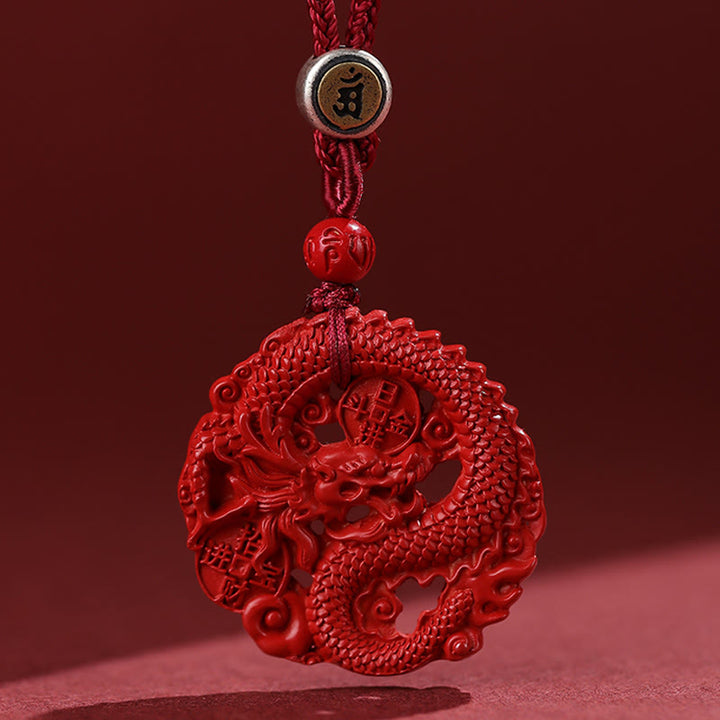 Buddha Stones Jahr des Drachen Halskettenanhänger aus 925er-Sterlingsilber, natürlicher Zinnober, Kupfermünze, Glücksbringer