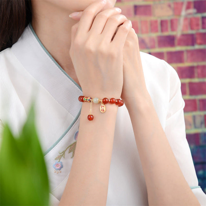 Natürliches rotes Achat-Jade-Charme-Armband mit Glückssegen-Zuversicht