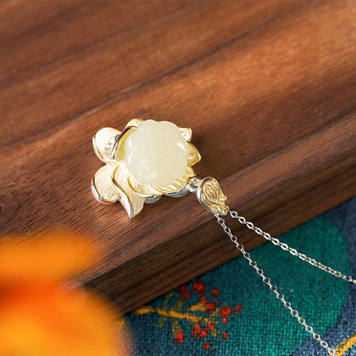 Weiß Jade-Lotusblumen-Glücks-Halskette