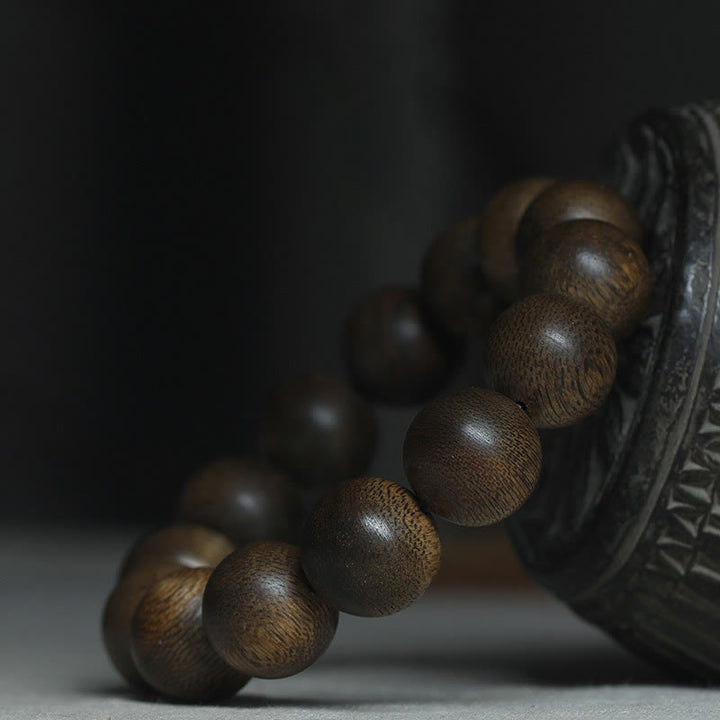 Buddha Stones Seltenes Adlerholz-Armband aus Nord-Kalimantan zur Abwehr böser Geister