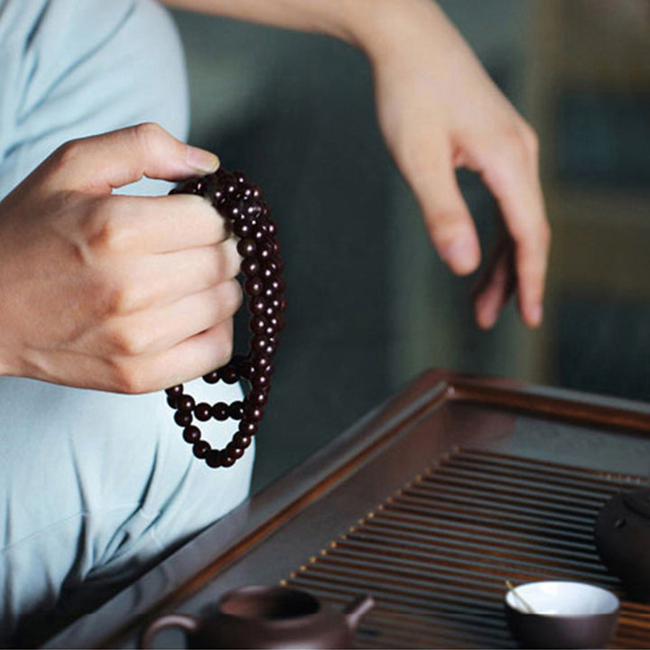 Buddha Stones, 108 Mala-Perlen, 4,8 Sterne, mit goldenem Stern, indisches kleines Blatt, rotes Sandelholz, Bernstein, Türkis, chinesisches Knoten-Segen-Armband