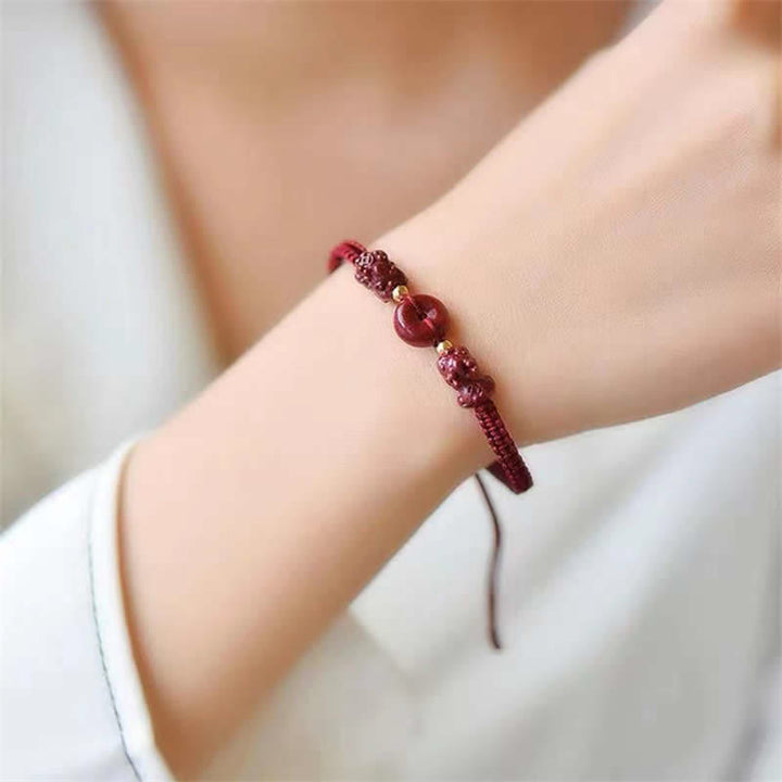 Armband mit Buddha Stonesn, Zinnober, PiXiu-Segen, Kupfermünze, Friedensschnalle, rote Schnur