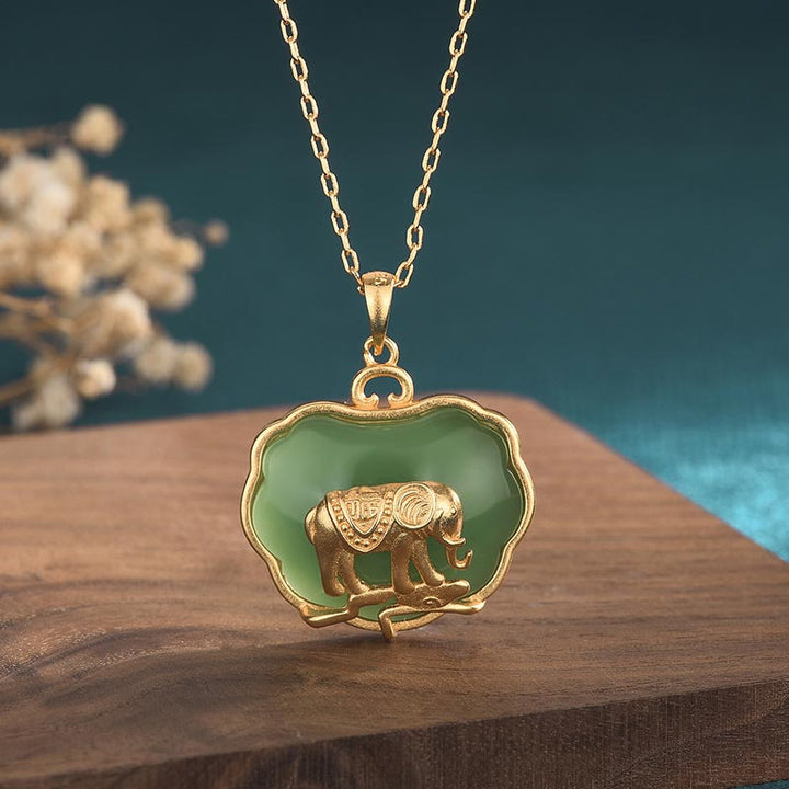 Natürlicher Jade-Halskettenanhänger mit Elefanten-Heilung