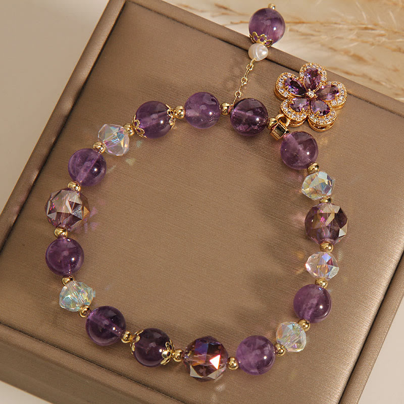 Natürliches Amethyst-Perlen-Blumen-Charm-Armband mit positiver Transformation