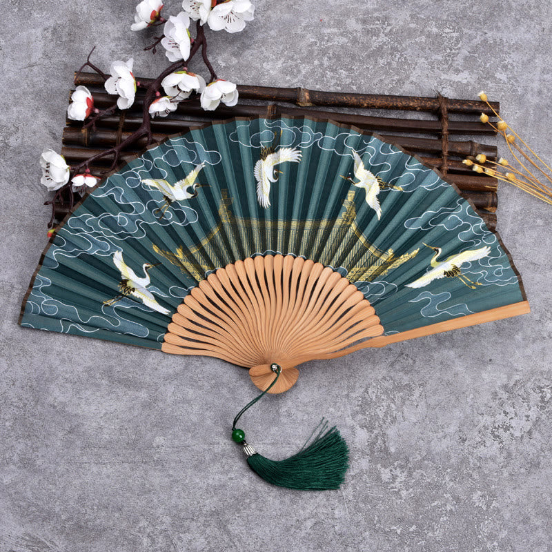 Handgefertigter Faltfächer aus Bambus im Vintage-Stil mit Wolken-Kranich-Muster von Buddha Stones