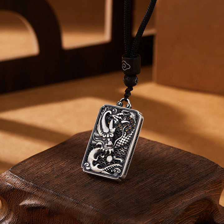 Buddha Stones 999 Sterling Silber Jahr des Drachen handgefertigter fliegender Drache geschnitzter Schutz-Halskettenanhänger