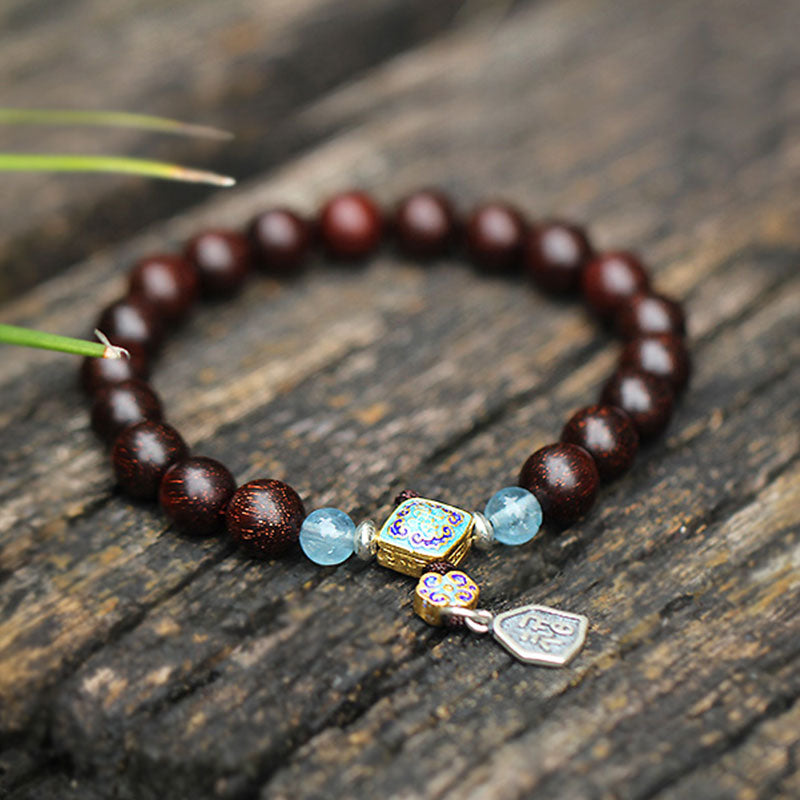 Buddha Stones, 925er-Sterlingsilber, indisches kleines Blatt, rotes Sandelholz, Aquamarin, voller Goldstern, chinesisches Knoten-Segen-Armband